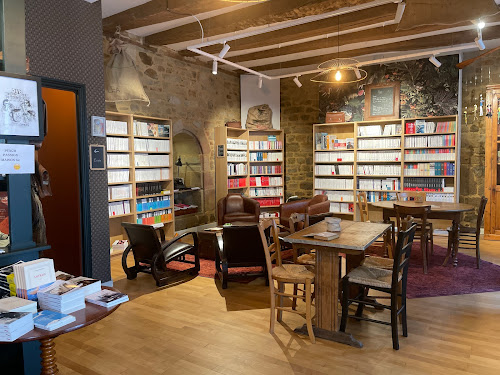 Ailleurs Café - Café Librairie à Auray