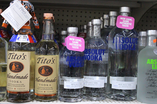 Liquor Store «Virginia Curve Liquor Store», reviews and photos, 856 Virginia Ave, Atlanta, GA 30354, USA