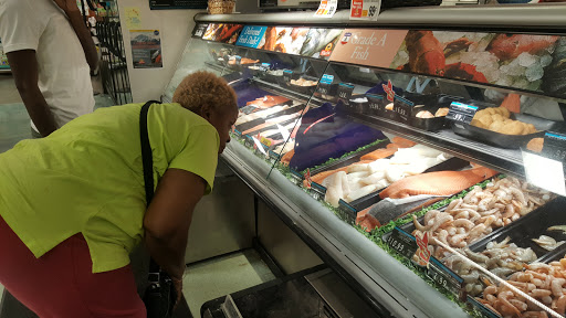 Grocery Store «ShopRite of Glenolden», reviews and photos, 140 N MacDade Blvd, Glenolden, PA 19036, USA