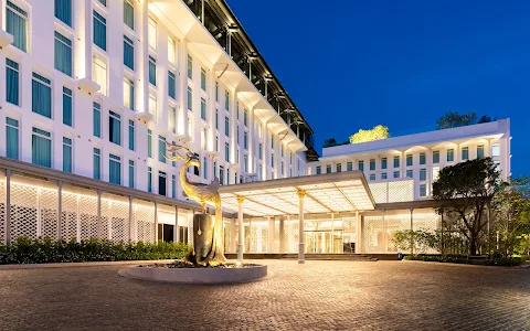 Ramada Plaza by Wyndham Chao Fah Hotel image
