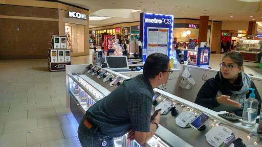 Shopping Mall «Southridge Mall», reviews and photos, 5300 S 76th St, Greendale, WI 53129, USA