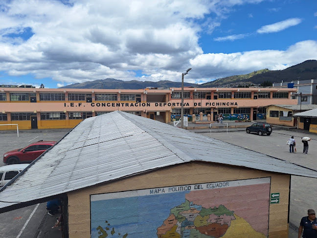Institución Educativa Fiscal "Concentración Deportiva de Pichincha" - Quito