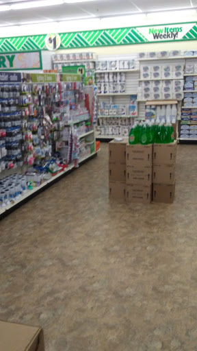 Dollar Store «Dollar Tree», reviews and photos, 6261 S 27th St, Greenfield, WI 53221, USA