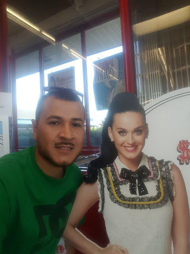 Office Supply Store «Staples», reviews and photos, 921 E Broad St, Fuquay Varina, NC 27526, USA