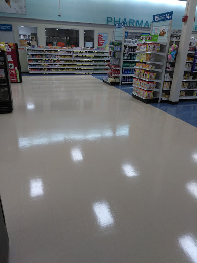 Grocery Store «Schnucks», reviews and photos, 6083 Mid Rivers Mall Dr, St Charles, MO 63304, USA