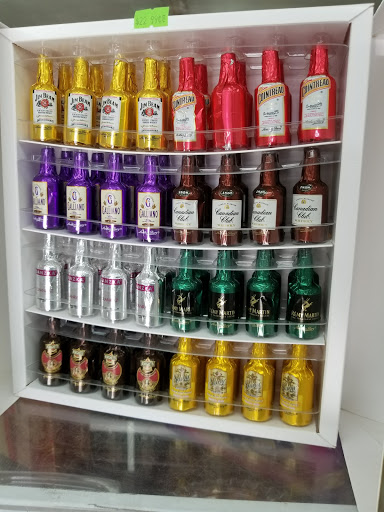 Liquor Store «Remedy Liquor & Wine Cellar», reviews and photos, 1700 W Glenoaks Blvd, Glendale, CA 91201, USA