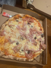 Plats et boissons du Pizzeria Pizza Saint Roch à Nice - n°9