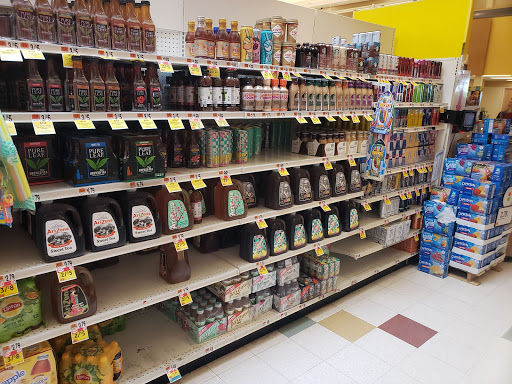 Grocery Store «Stop & Shop», reviews and photos, 2020 Norwich-New London Turnpike, Montville, CT 06353, USA