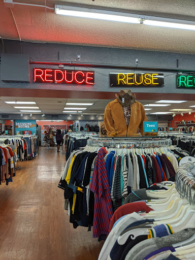 Used Clothing Store «Buffalo Exchange Tempe», reviews and photos, 227 W University Dr, Tempe, AZ 85281, USA