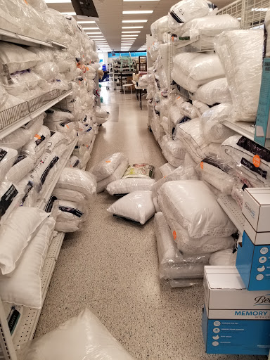 Clothing Store «Ross Dress for Less», reviews and photos, 1180 Stafford Market Pl, Stafford, VA 22556, USA