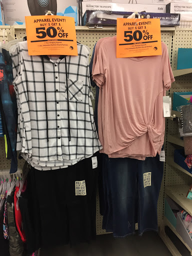 Dollar Store «FAMILY DOLLAR», reviews and photos, 2433 Delowe Dr, East Point, GA 30344, USA