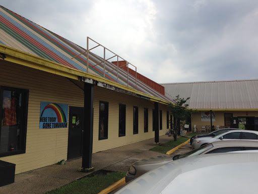 Here Today Gone Tomorrow Thrift Store, 10240 Burbank Dr, Baton Rouge, LA 70810, USA, 