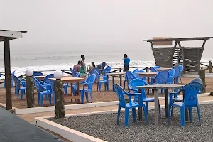 AQUATIC BEACH BAR AND GRILL image