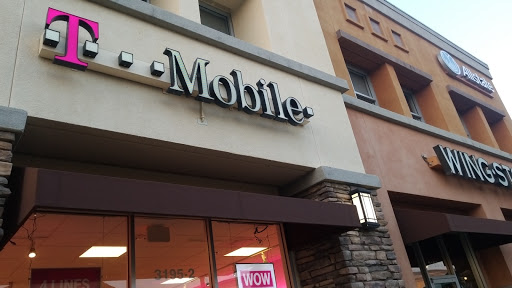 Cell Phone Store «T-Mobile», reviews and photos, 3195 Zinfandel Dr #2, Rancho Cordova, CA 95670, USA