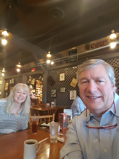 American Restaurant «Cracker Barrel Old Country Store», reviews and photos, 6251 Westport Ave, Shreveport, LA 71129, USA