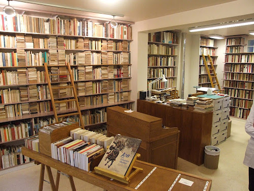 Librairie LIBRAIRIE ANCIENNE et MODERNE B. FAURE Paris