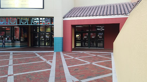 Movie Theater «Miami Lakes 17 Theatre», reviews and photos, 6743 Main St, Miami Lakes, FL 33014, USA
