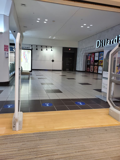 Eye Care Center «LensCrafters», reviews and photos, 2401 S Stemmons Fwy #2000, Lewisville, TX 75067, USA