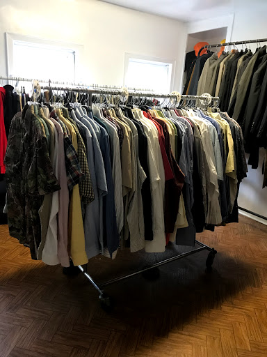 Thrift Store «Catholic Charities Thrift Shop», reviews and photos, 125 S West St, Alexandria, VA 22314, USA