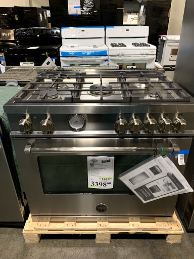 Appliance Store «BASCO Outlet Store», reviews and photos, 4670 NW St Helens Rd, Portland, OR 97210, USA