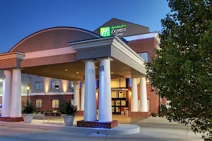Holiday Inn Express & Suites Meridian, an IHG Hotel image