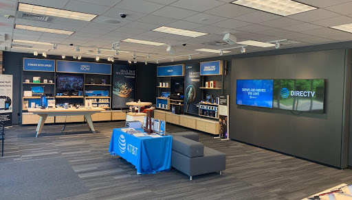 Cell Phone Store «AT&T», reviews and photos, 584 Main Ave, Norwalk, CT 06851, USA