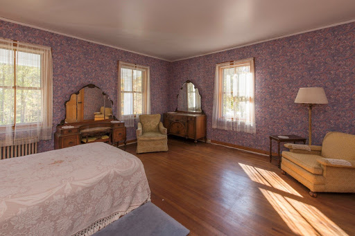 Real Estate Agency «Elyse Harney Real Estate - Salisbury», reviews and photos, 11 E Main St, Salisbury, CT 06068, USA