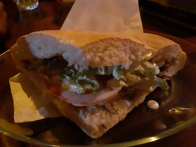 Opiniones de Restaurante Turco Doner Kebab Falafel "Casa Caña Brava" en Tena - Restaurante