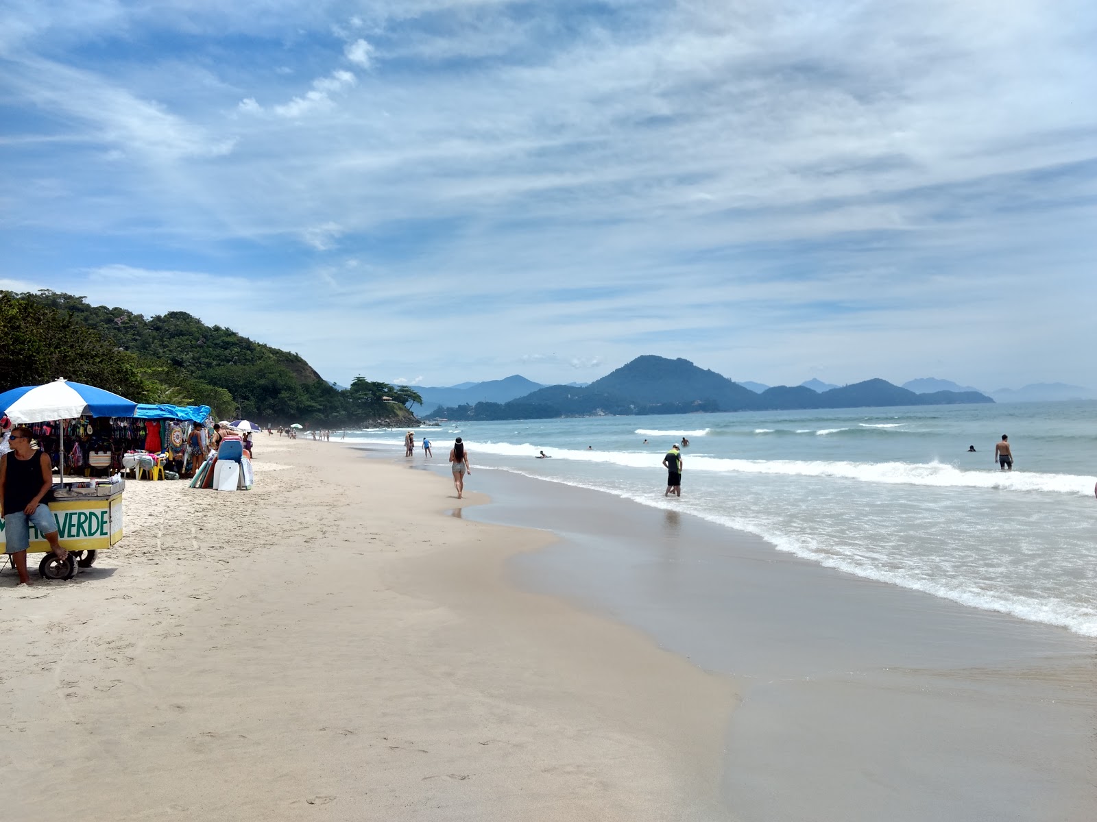 Photo de Praia das Toninhas et le règlement