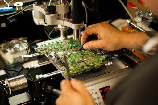 Cellular & Laptop Repair Centers image