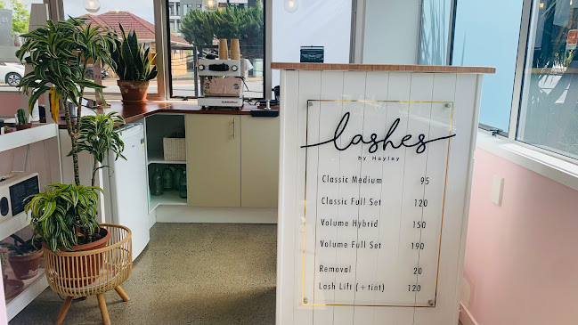 Lashes & Nails By Hayley Open Times