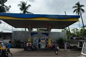 Bharat Petroleum, Petrol Pump -Amtolahat Service Station image