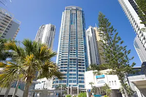 Mantra Towers of Chevron Surfers Paradise image