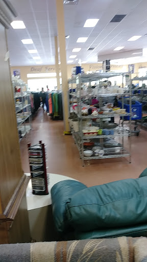 Thrift Store «Goodwill Port St. Lucie/Gatlin Store & Donation Center», reviews and photos