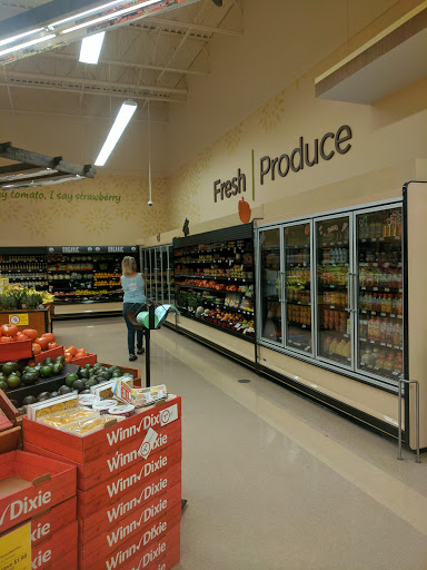 Grocery Store «Winn-Dixie», reviews and photos, 2458 Burnsed Blvd, Wildwood, FL 34785, USA