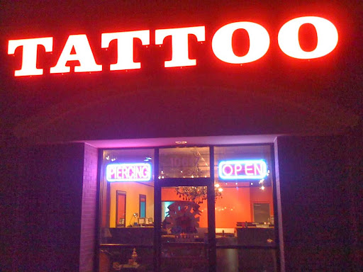 Tattoo Shop «River City Tattoo», reviews and photos, 10617 Hull Street Rd, Midlothian, VA 23112, USA