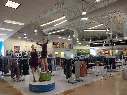 Department Store «Bealls Store», reviews and photos, 860 Commerce Center Dr, Jacksonville, FL 32225, USA