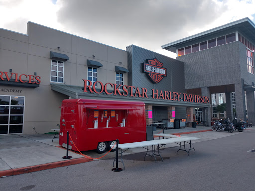 Motorcycle Dealer «Six Bends Harley-Davidson», reviews and photos, 9501 Thunder Rd, Fort Myers, FL 33913, USA