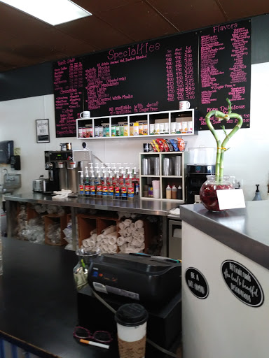 Shopping Mall «Burns Valley Mall», reviews and photos, Olympic Dr, Clearlake, CA 95422, USA