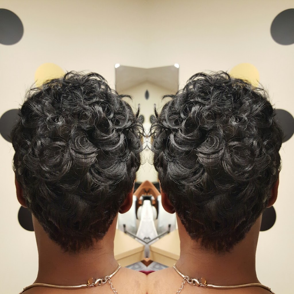 Camille B. Studio 76065