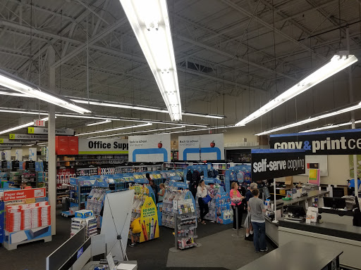 Office Supply Store «Staples», reviews and photos, 610 Meacham Rd, Elk Grove Village, IL 60007, USA