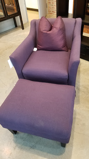 Furniture Store «Urban Home», reviews and photos, 1555 Simi Town Center Way Suite 230, Simi Valley, CA 93065, USA