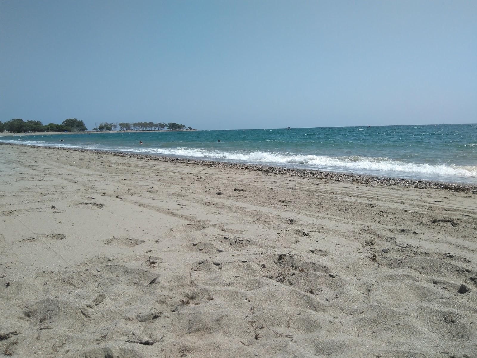 Foto de Playa de Quitapellejos com baía longa