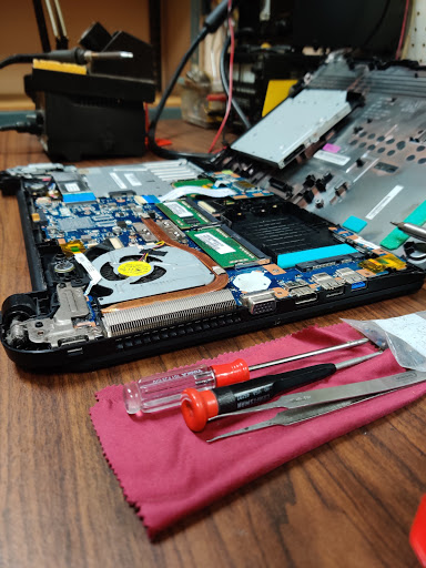 Computer Repair Service «Technoland Computer Repair», reviews and photos, 616 E Colorado St # A, Glendale, CA 91205, USA