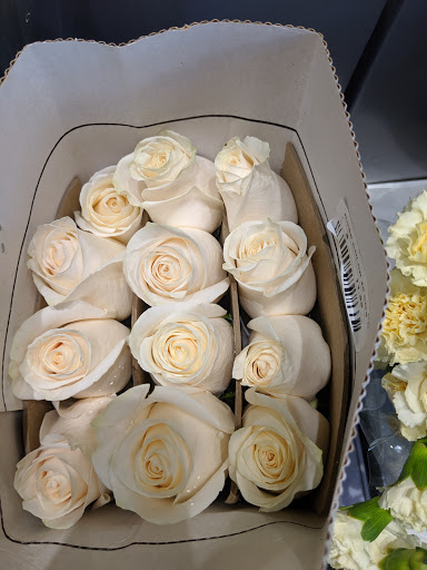 Florist «Flowers and Services», reviews and photos, 13750 Biscayne Blvd, North Miami Beach, FL 33181, USA