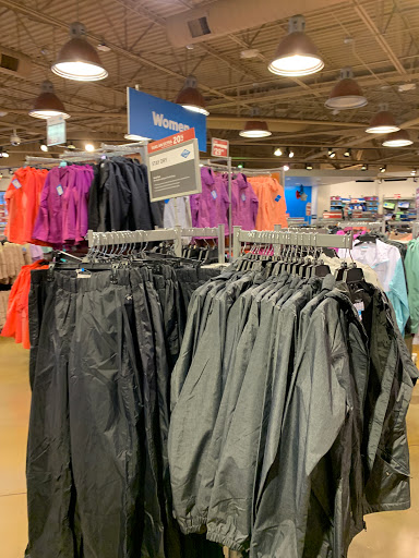 Clothing Store «Columbia Sportswear Outlet Store at Allen Premium Outlets», reviews and photos, 820 Stacy Rd #470, Allen, TX 75013, USA