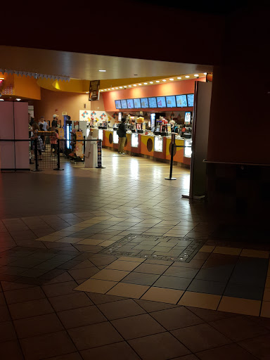 Movie Theater «Regal Cinemas Valley River Center 15 & IMAX», reviews and photos, 500 Valley River Center, Eugene, OR 97401, USA