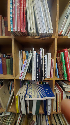 Used Book Store «Atlanta Vintage Books», reviews and photos, 3660 Clairmont Rd, Atlanta, GA 30341, USA