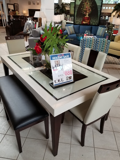 Furniture Store «Rooms To Go Furniture Store - Durham», reviews and photos, 4144 Durham-Chapel Hill Blvd a, Durham, NC 27707, USA