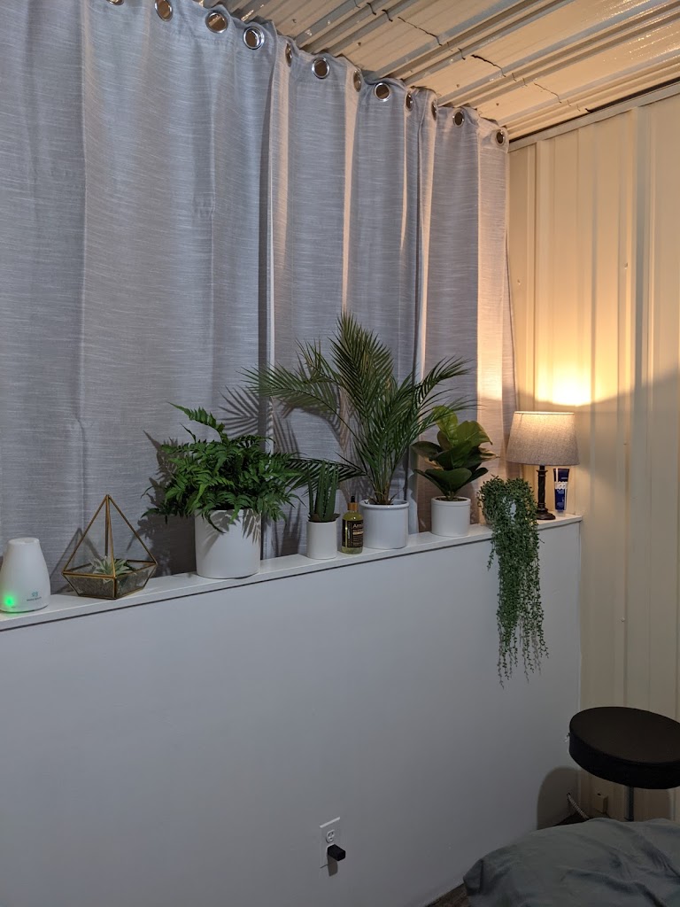 The Repair Room, Massage Therapy 18036